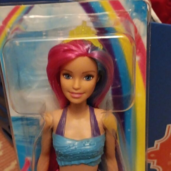 Barbie - Picture 2 of 3